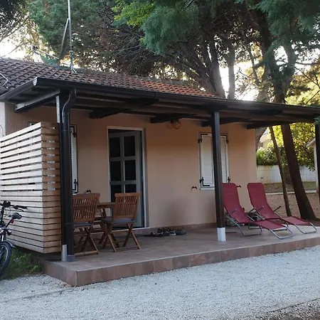 Comfort 100 M From The פרמנטורה